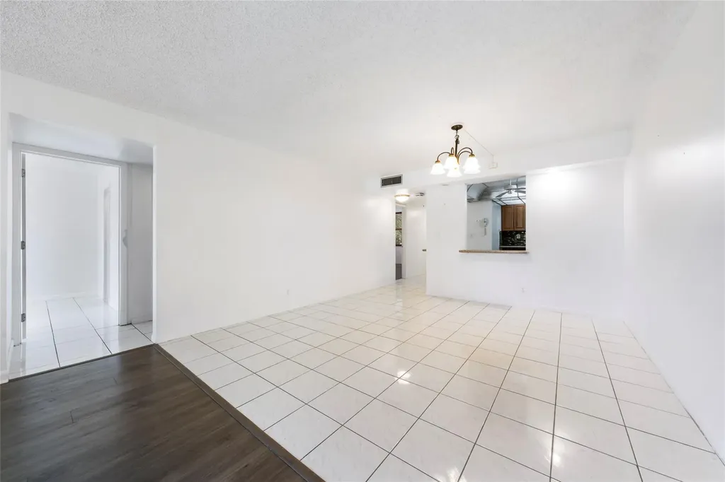 3150 W Rolling Hills Circle Davie FL 33328