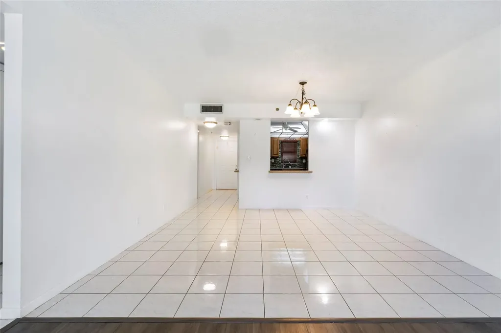 3150 W Rolling Hills Circle Davie FL 33328