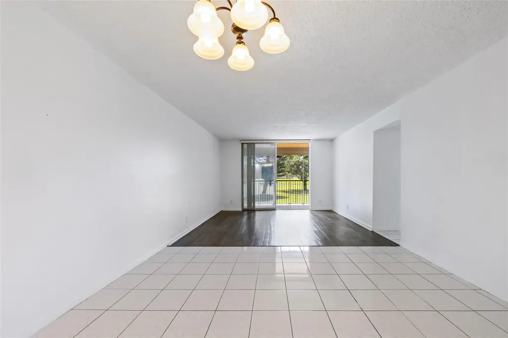 3150 W Rolling Hills Circle Davie FL 33328