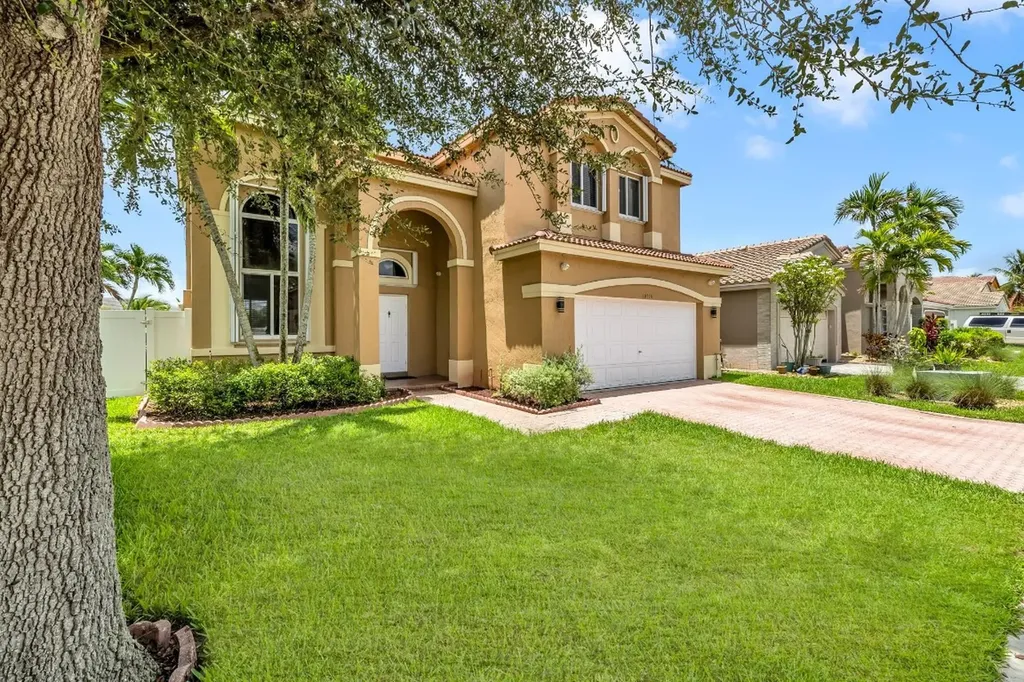 10714 SW 17th Place Davie FL 33324