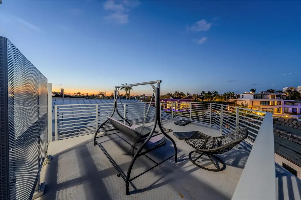 2523 Castilla Isle Fort Lauderdale FL 33301