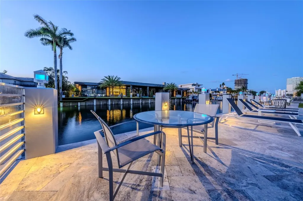 2523 Castilla Isle Fort Lauderdale FL 33301