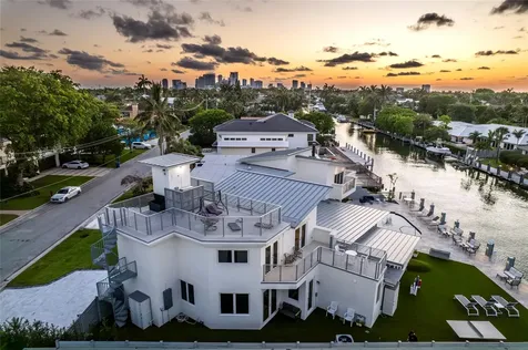 2523 Castilla Isle Fort Lauderdale FL 33301