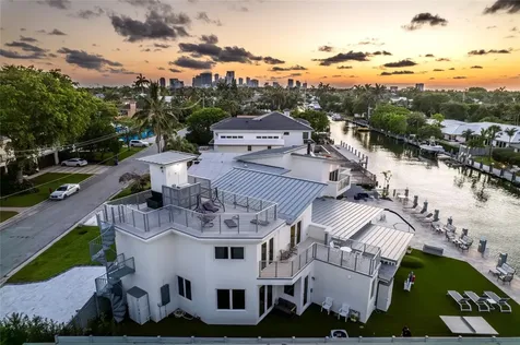 2523 Castilla Isle Fort Lauderdale FL 33301