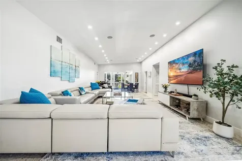 2523 Castilla Isle Fort Lauderdale FL 33301