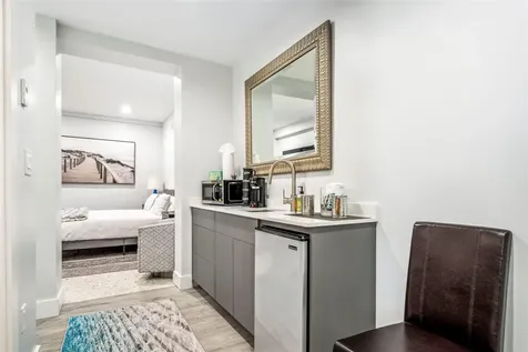 2523 Castilla Isle Fort Lauderdale FL 33301