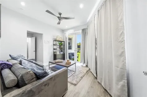 2523 Castilla Isle Fort Lauderdale FL 33301