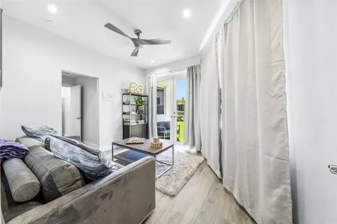 2523 Castilla Isle Fort Lauderdale FL 33301