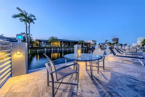 2523 Castilla Isle Fort Lauderdale FL 33301