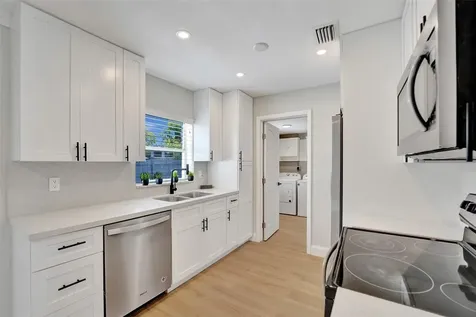 421 NW 39th Avenue Lauderhill FL 33311