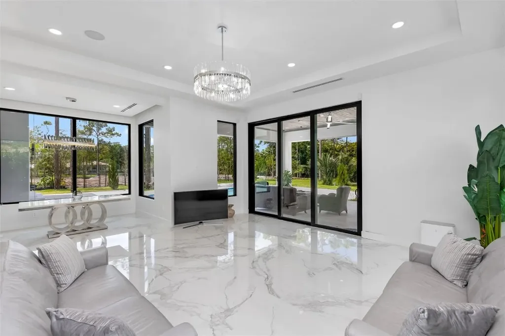 5951 NW 72 Way Parkland FL 33067