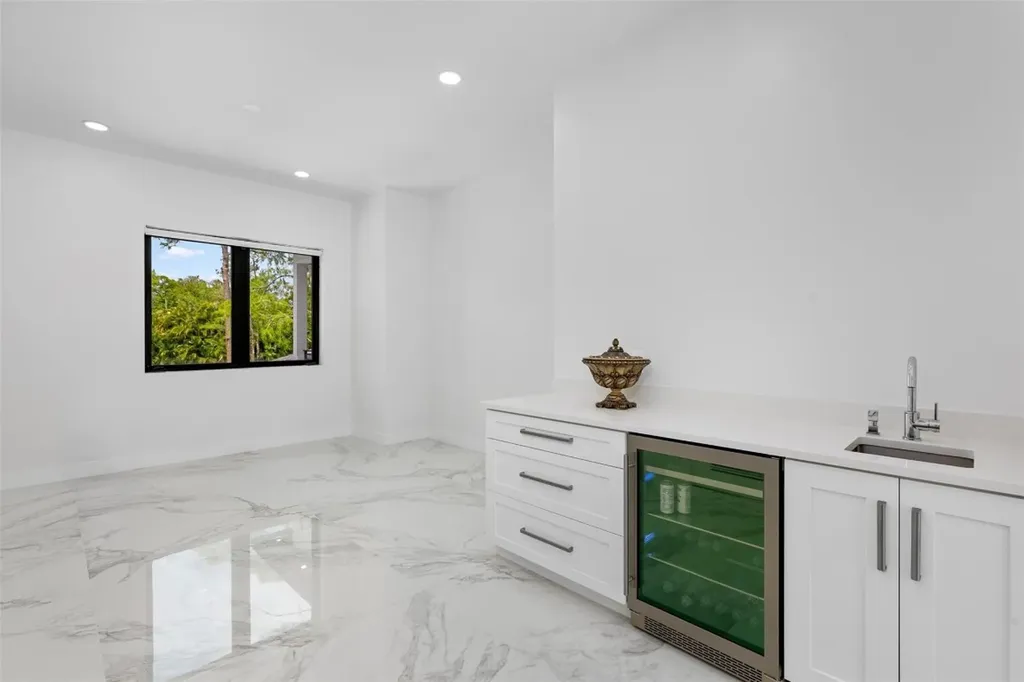 5951 NW 72 Way Parkland FL 33067