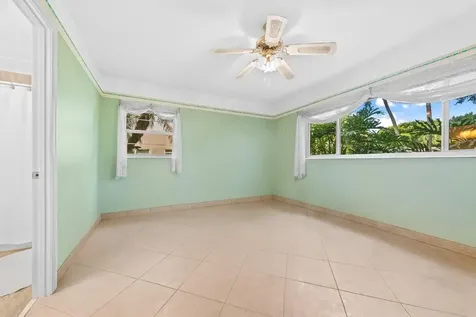 5100 NW 35th Street Lauderdale Lakes FL 33319