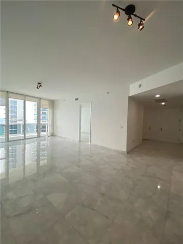 16001 Collins Avenue Sunny Isles Beach FL 33160