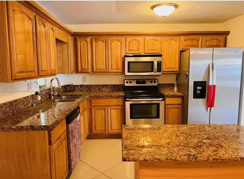 6534 SW 41st Street Davie FL 33314