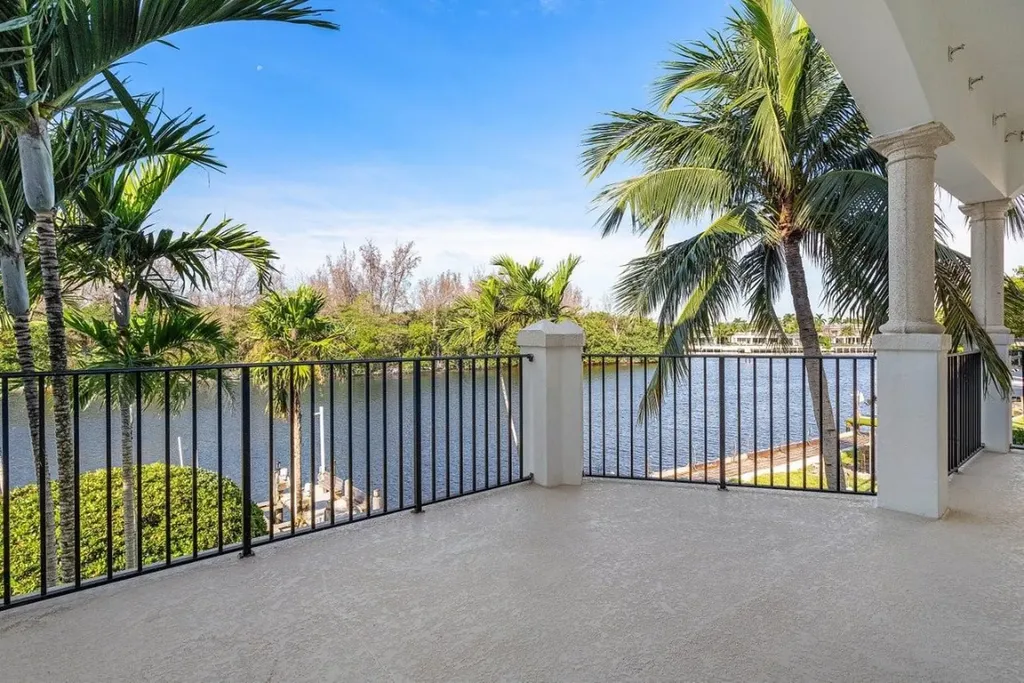 549 NE 19th Avenue Deerfield Beach FL 33441