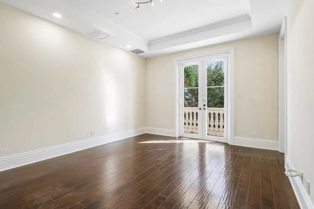 549 NE 19th Avenue Deerfield Beach FL 33441
