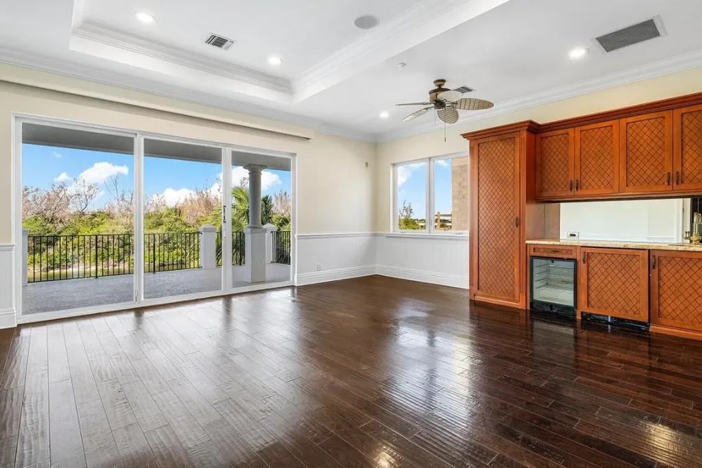 549 NE 19th Avenue Deerfield Beach FL 33441