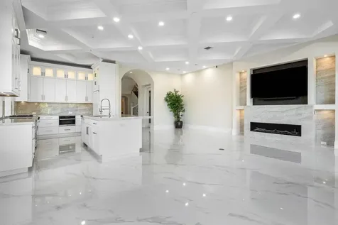 549 NE 19th Avenue Deerfield Beach FL 33441