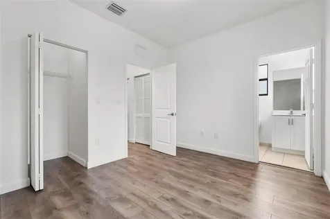 340 NE 208th Terrace Miami FL 33179