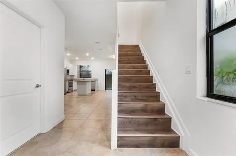 340 NE 208th Terrace Miami FL 33179