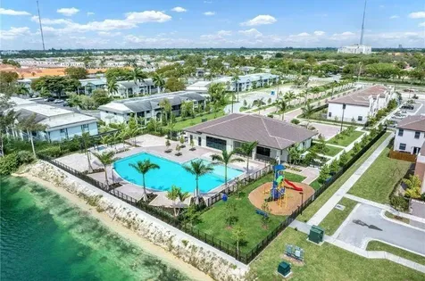 340 NE 208th Terrace Miami FL 33179