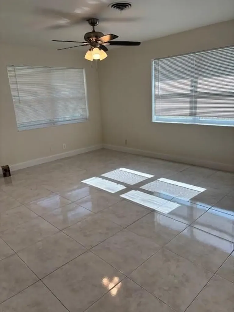 212 NE 9th Avenue Deerfield Beach FL 33441