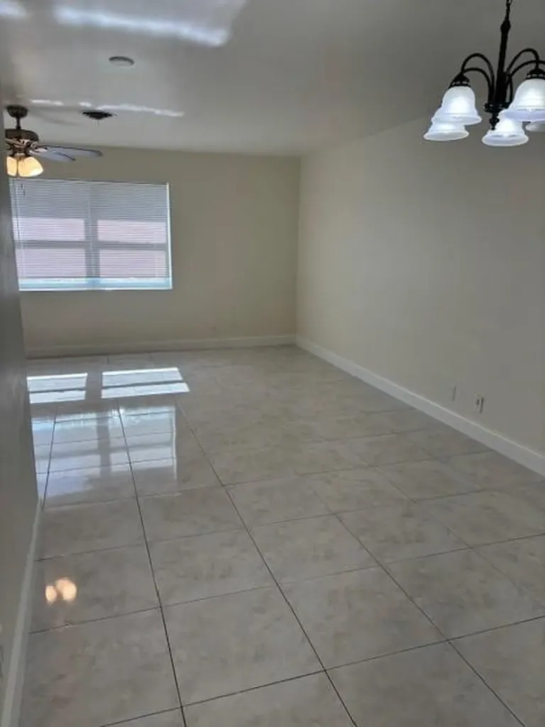 212 NE 9th Avenue Deerfield Beach FL 33441