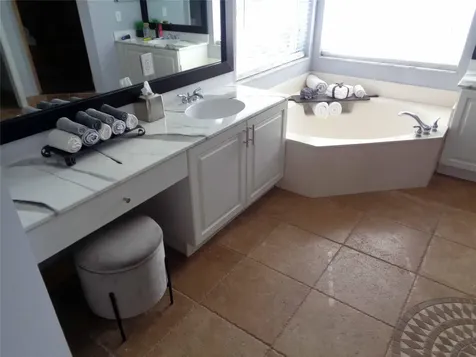 7264 NW 19th Court Hollywood FL 33024