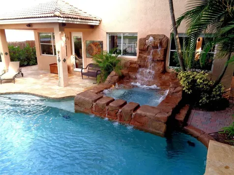 7264 NW 19th Court Hollywood FL 33024