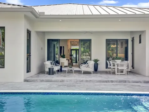 1523 NE 17th Way Fort Lauderdale FL 33304