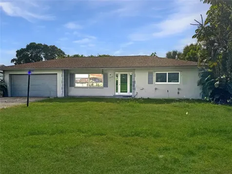 2896 SE 1st Court Boynton Beach FL 33435