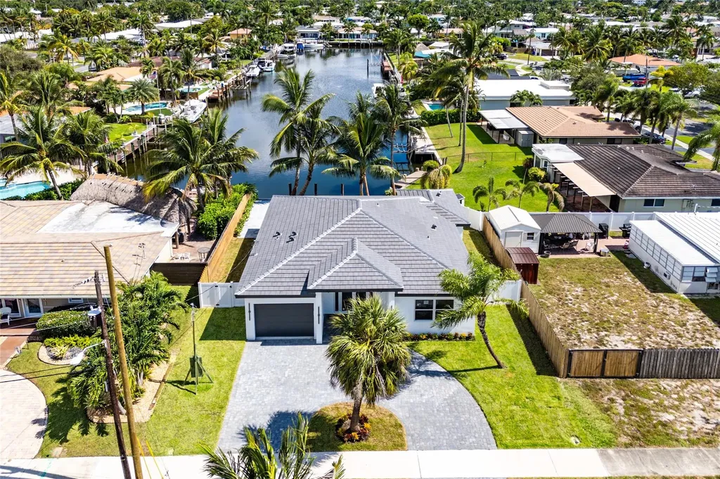 171 SE 4th Court Pompano Beach FL 33060