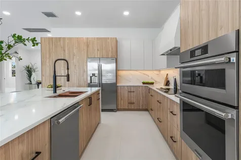 171 SE 4th Court Pompano Beach FL 33060