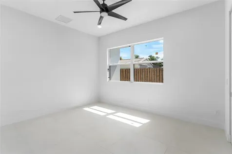 171 SE 4th Court Pompano Beach FL 33060