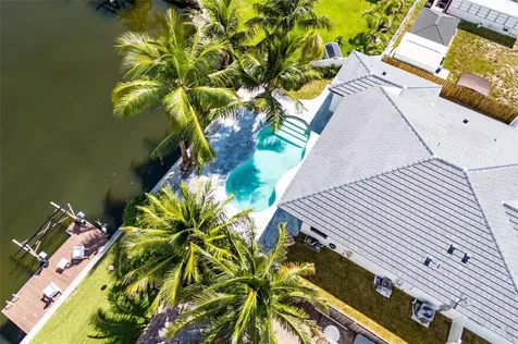 171 SE 4th Court Pompano Beach FL 33060