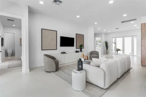 171 SE 4th Court Pompano Beach FL 33060