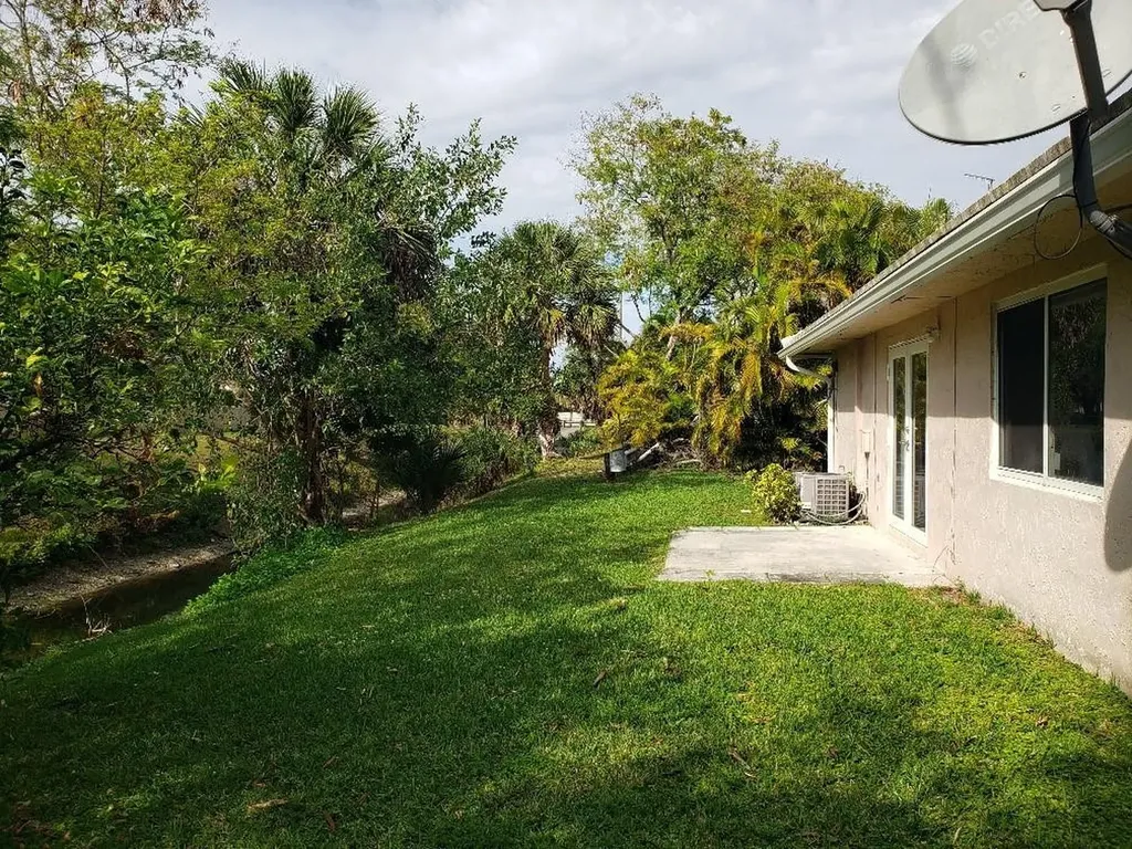 4392 Riverside Drive Coral Springs FL 33065