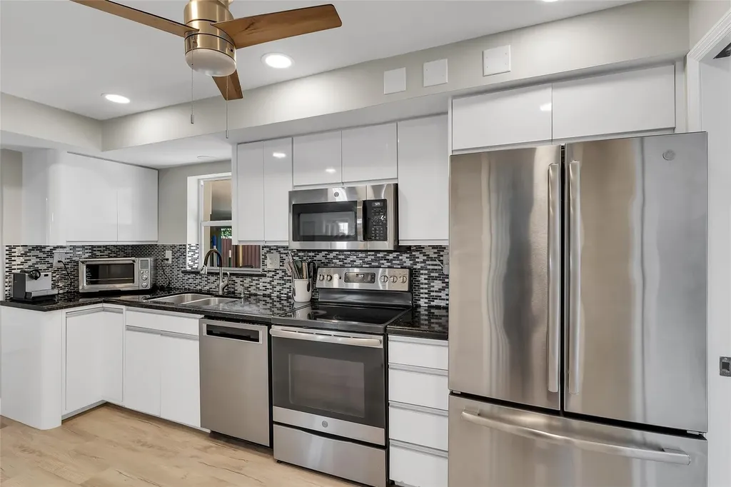 3404 Barton Road Pompano Beach FL 33062