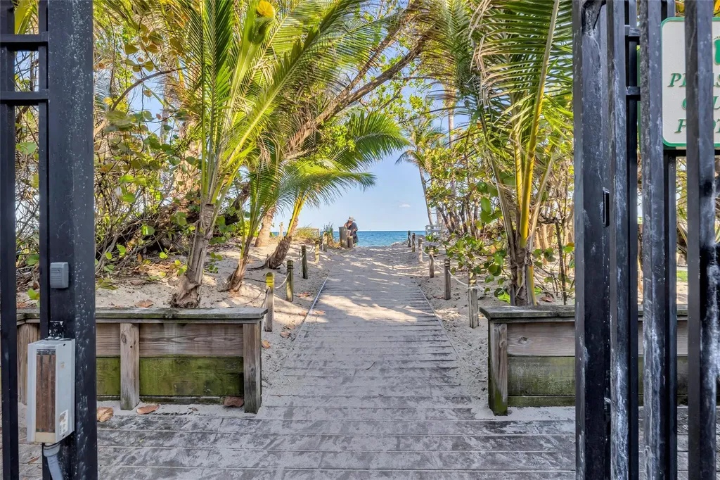 3404 Barton Road Pompano Beach FL 33062