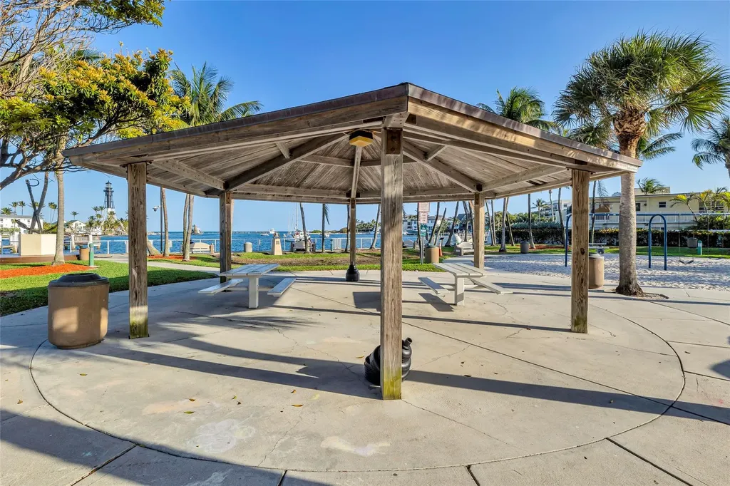 3404 Barton Road Pompano Beach FL 33062