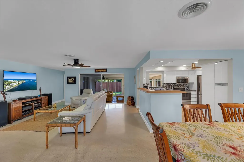 3404 Barton Road Pompano Beach FL 33062