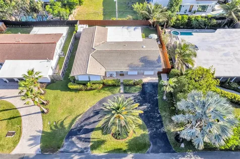 3404 Barton Road Pompano Beach FL 33062