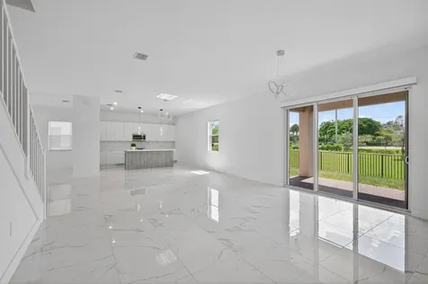4421 SW 123rd Lane Davie FL 33330