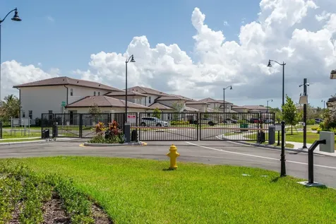 4421 SW 123rd Lane Davie FL 33330