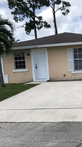 4119 Ponza Place Lake Worth FL 33462