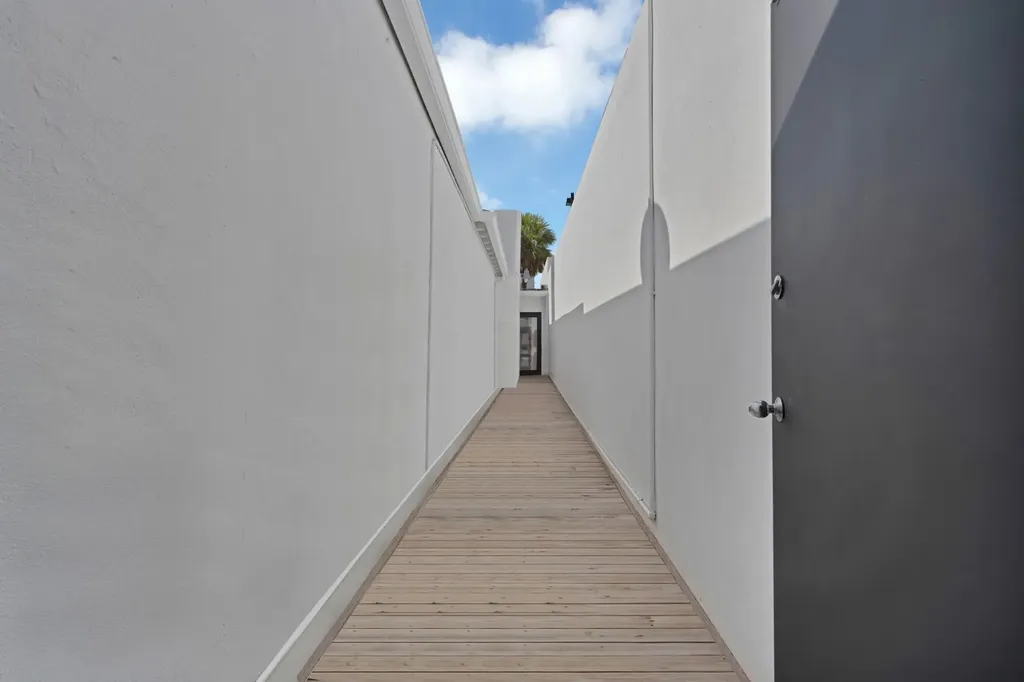 1517 E Las Olas Boulevard Fort Lauderdale FL 33301