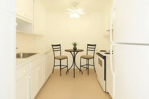 4001 Hillcrest Drive Hollywood FL 33021