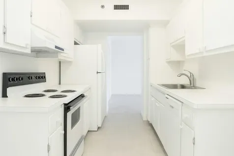 4001 Hillcrest Drive Hollywood FL 33021