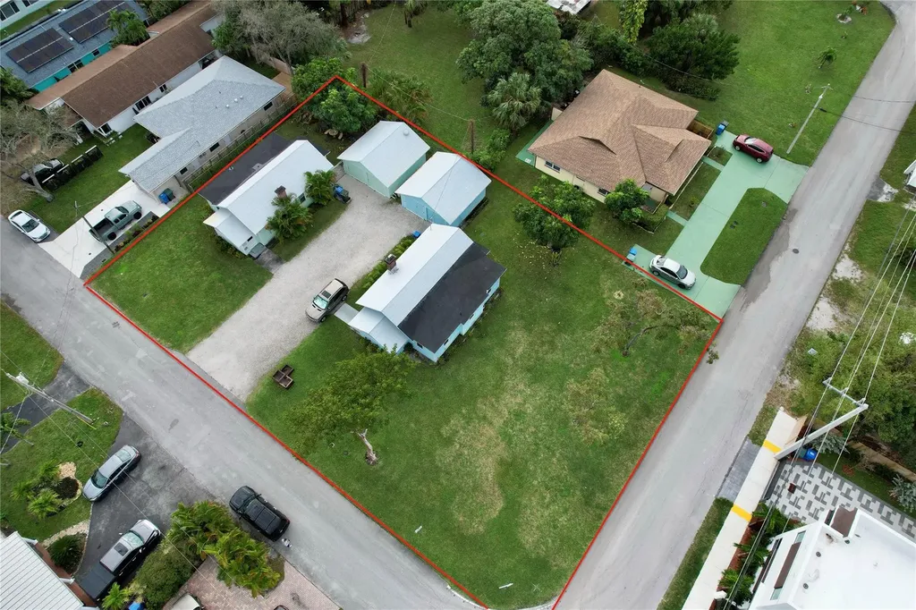 1338 - 1384 NE - 1384 35th Street Oakland Park FL 33334